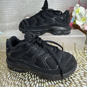 (M5) Nike Air Max Plus Black (TD) Size 9C, for toddlers